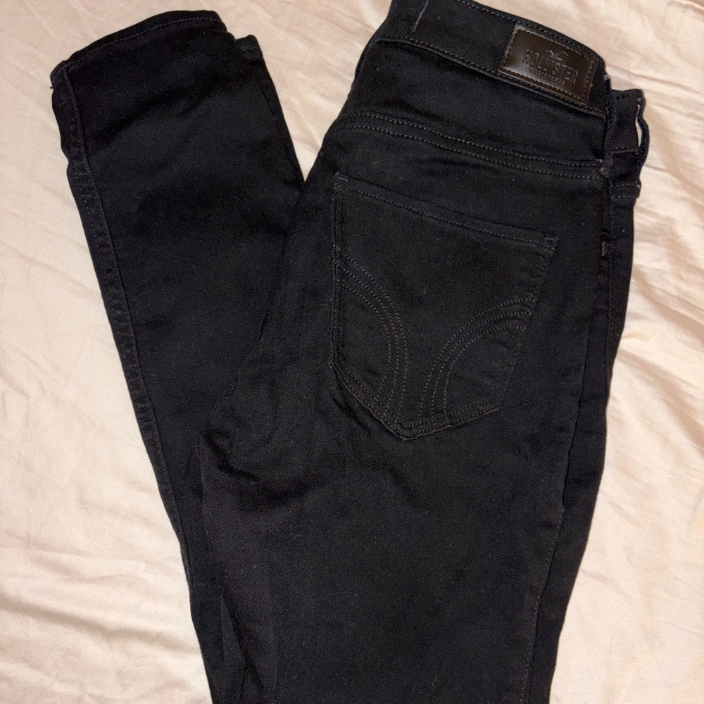 Hollister Women's Black High-Rise Skinny Jeans